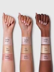 Glow Bloom highlighter ,liquid , champagne shimmer , radiant face , cream liquid illuminator , long lasting , Makeupstashpk