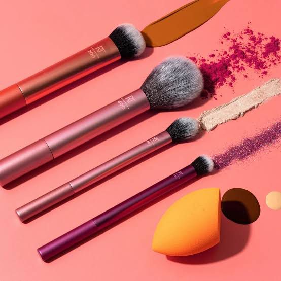 Brushes & Sponges , Brush Set , Professional Makeup Tools , Beauty Essentials , Makeupstashpk