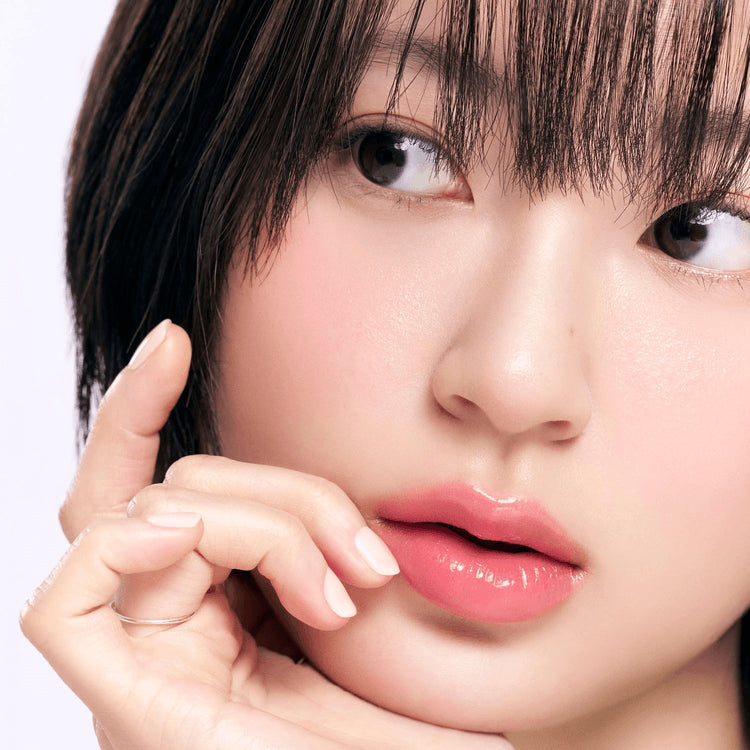Korean lip tint , glossy Tint , juicy shine, peach coral color, long-lasting stain, fresh radiant lips, Makeupstashpk