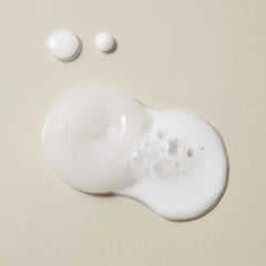Gentle Korean Oil Cleanser, jelly-to-oil texture , Removes Makeup, Hydrates Skin, Leaves no Greasy Residue, Makeupstashpk