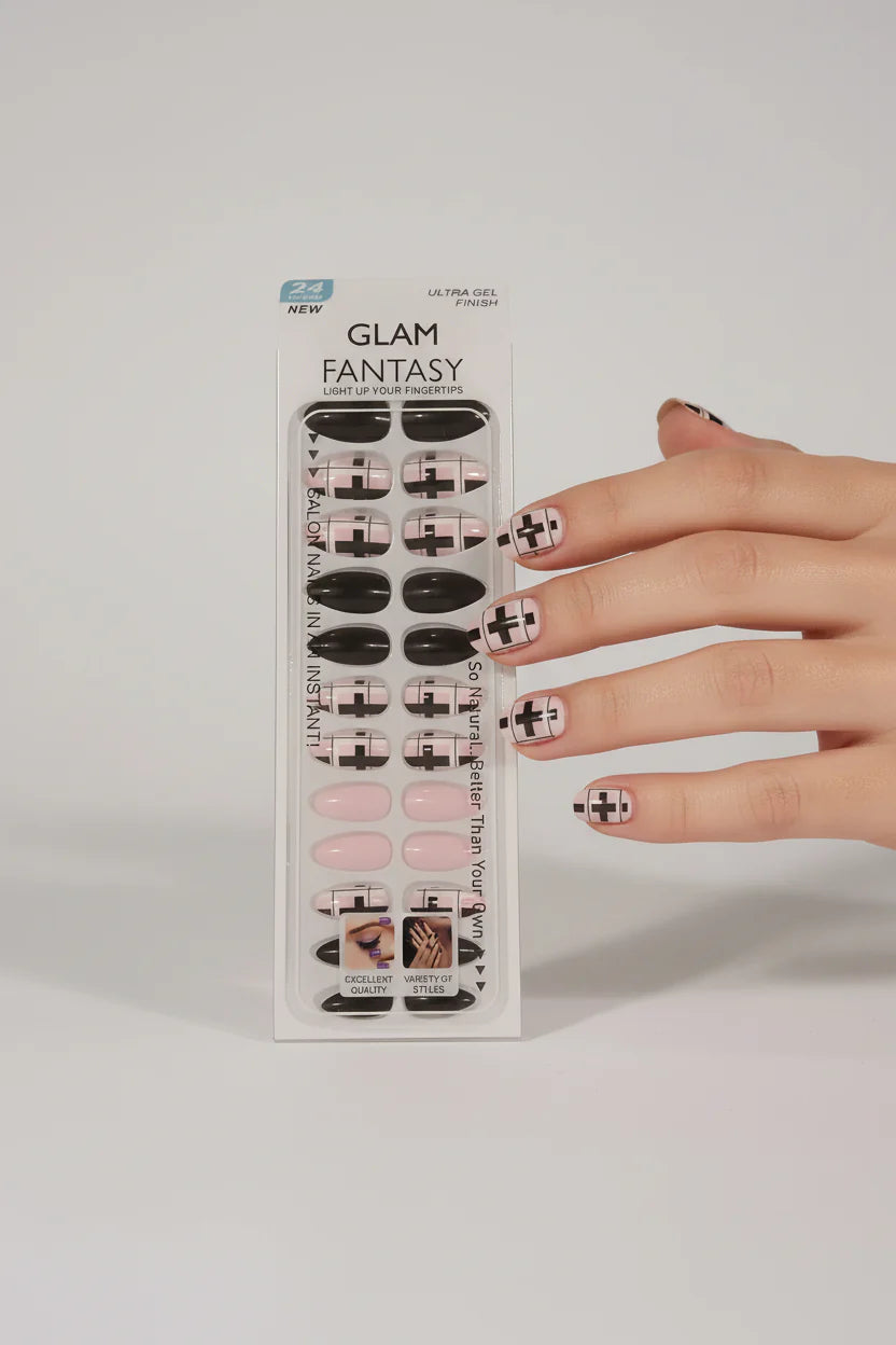 Salon Quality ,  Artificial  , Nail Set , Press on nails , Fashion nails , Makeupstashpk