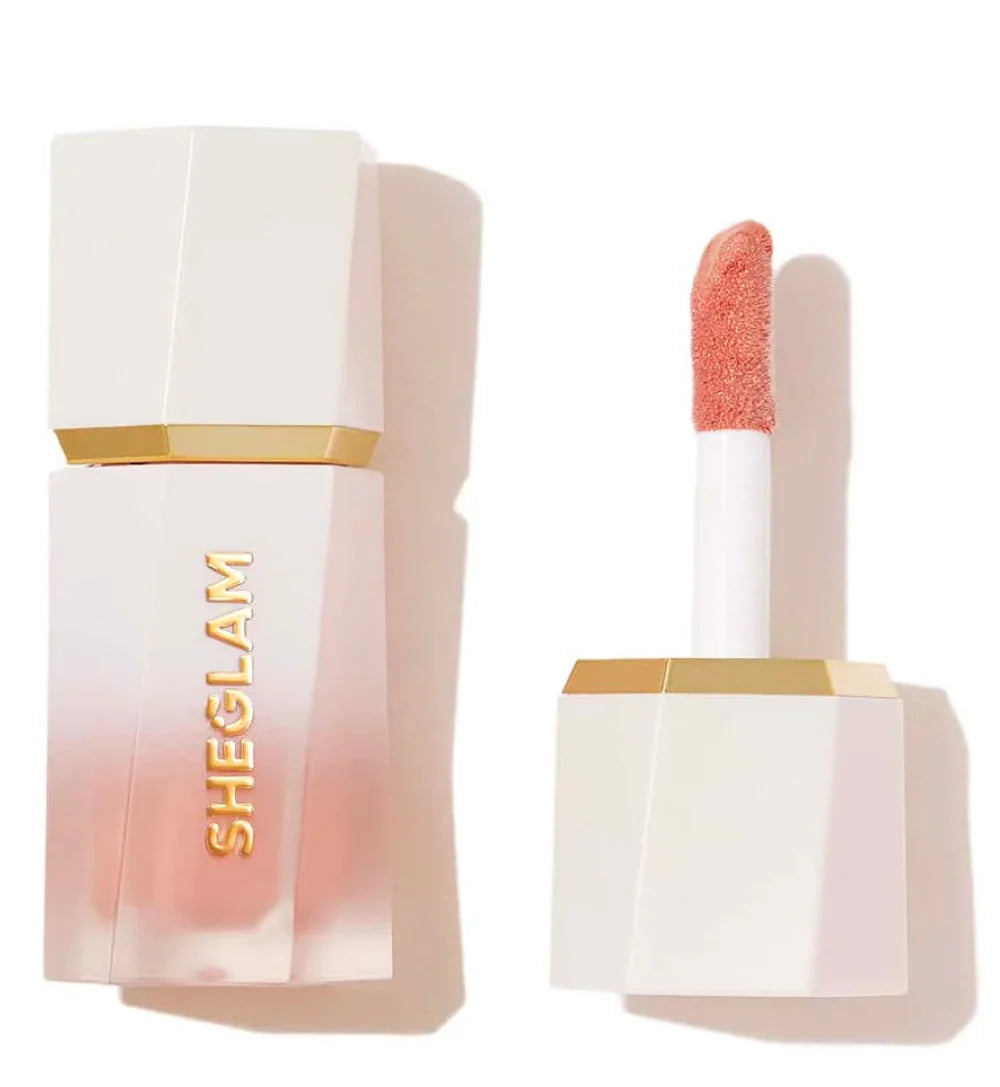 Glow Bloom highlighter ,liquid  , champagne shimmer , radiant face , cream liquid illuminator , long lasting , Makeupstashpk
