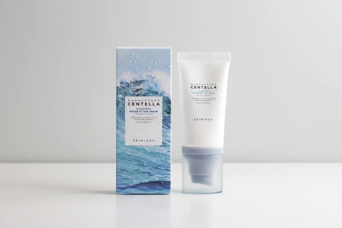 Serum-Light ,  Deeply Hydrating , Powerful UV Protection , No White Cast , Daily Face Sunscreen , Water Fit Sun Serum , Makeupstashpk